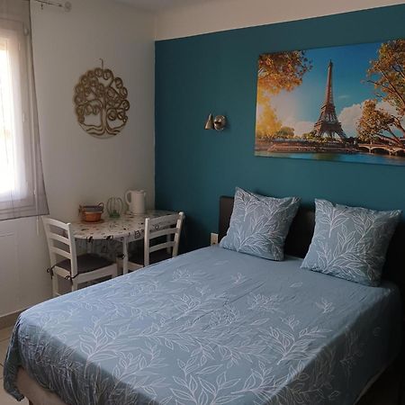 Chambre Privee Climatisee Chez Particulier, Wifi Apartment Perpignan Bagian luar foto
