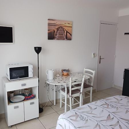 Chambre Privee Climatisee Chez Particulier, Wifi Apartment Perpignan Bagian luar foto
