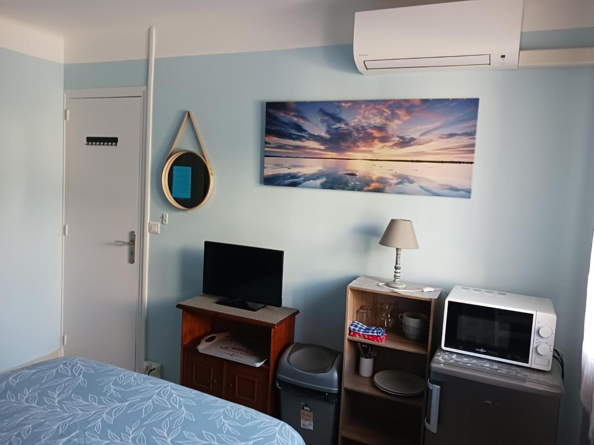Chambre Privee Climatisee Chez Particulier, Wifi Apartment Perpignan Bagian luar foto